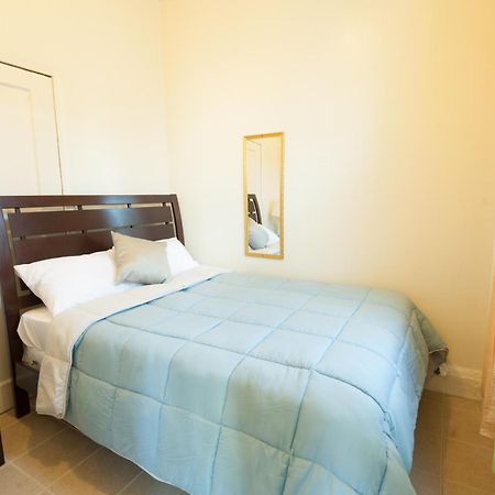 Studio And 1 Bedroom Apartments - Bronx ニューヨーク エクステリア 写真