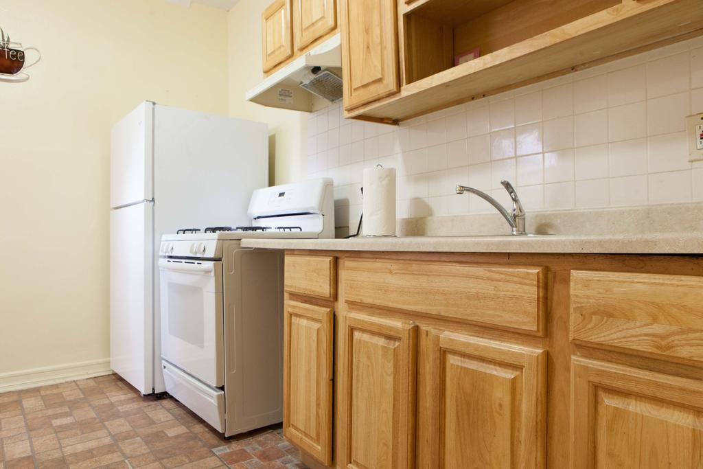 Studio And 1 Bedroom Apartments - Bronx ニューヨーク エクステリア 写真
