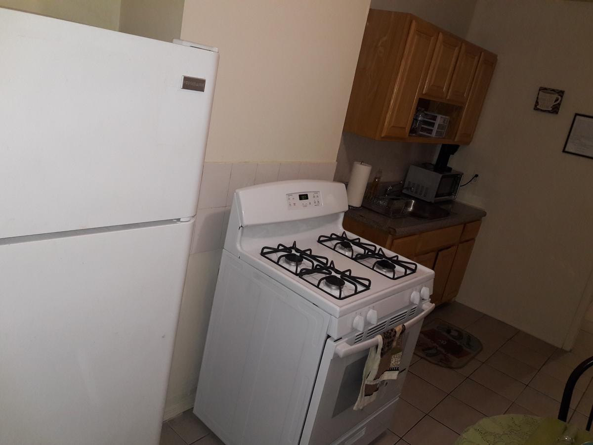 Studio And 1 Bedroom Apartments - Bronx ニューヨーク エクステリア 写真